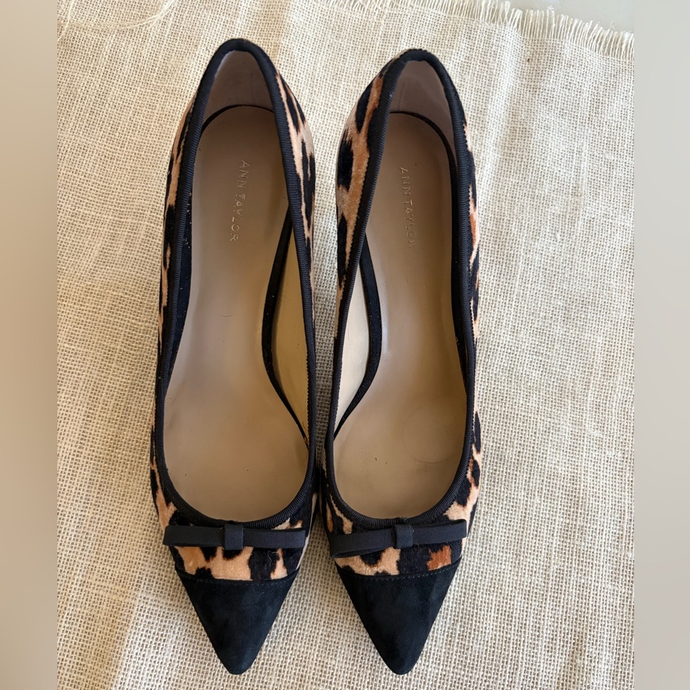Ann Taylor Black and Brown Leopard-Accent Pointed Toe 2” heels